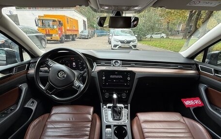 Volkswagen Passat B8 рестайлинг, 2018 год, 3 000 000 рублей, 5 фотография