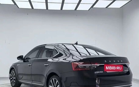 Skoda Superb III рестайлинг, 2023 год, 1 849 000 рублей, 4 фотография