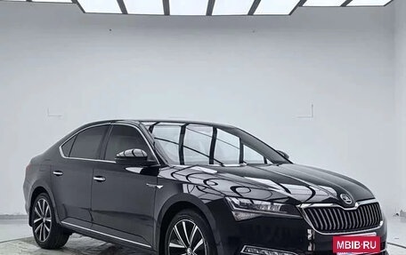 Skoda Superb III рестайлинг, 2023 год, 1 849 000 рублей, 2 фотография