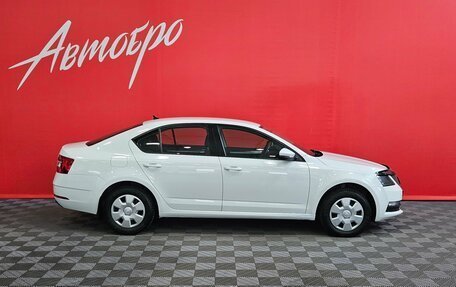 Skoda Octavia, 2019 год, 1 555 000 рублей, 6 фотография