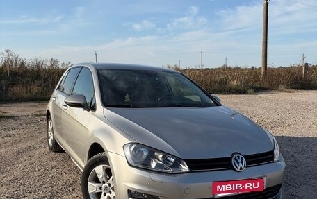 Volkswagen Golf VII, 2013 год, 830 000 рублей, 2 фотография