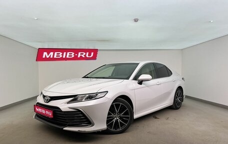 Toyota Camry, 2023 год, 3 400 000 рублей, 1 фотография