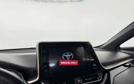 Toyota C-HR I рестайлинг, 2019 год, 2 420 000 рублей, 12 фотография