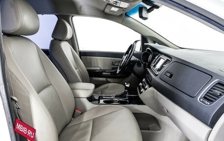 KIA Carnival III, 2019 год, 2 499 000 рублей, 20 фотография
