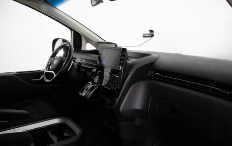 Hyundai Staria, 2021 год, 3 499 000 рублей, 11 фотография