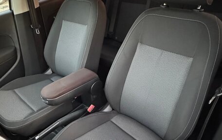 Volkswagen Polo VI (EU Market), 2015 год, 850 000 рублей, 6 фотография