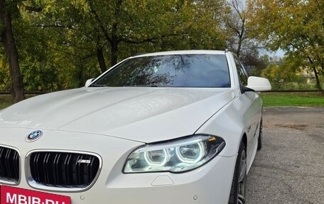 BMW 5 серия, 2012 год, 2 600 000 рублей, 3 фотография