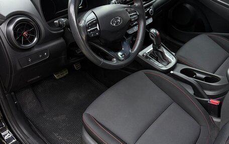 Hyundai Kona I, 2022 год, 2 499 999 рублей, 8 фотография