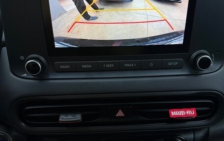 Hyundai Kona I, 2022 год, 2 499 999 рублей, 11 фотография