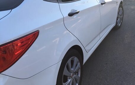 Hyundai Solaris II рестайлинг, 2014 год, 850 000 рублей, 4 фотография