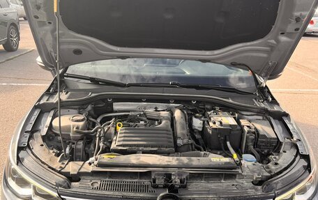 Volkswagen Golf VIII, 2020 год, 2 680 000 рублей, 12 фотография