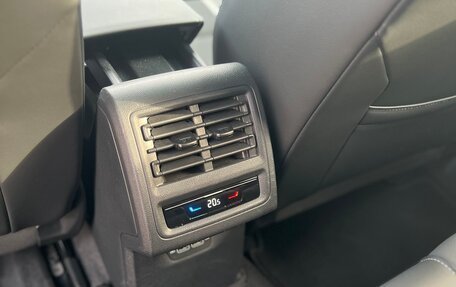 Volkswagen Golf VIII, 2020 год, 2 680 000 рублей, 14 фотография