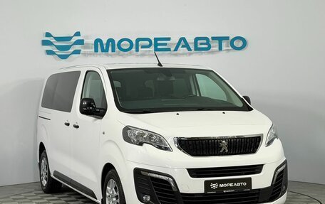 Peugeot Traveller I, 2021 год, 3 200 000 рублей, 3 фотография