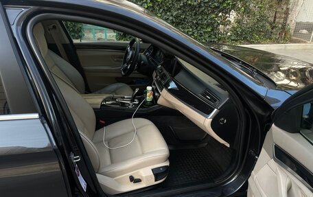 BMW 5 серия, 2010 год, 1 350 000 рублей, 8 фотография