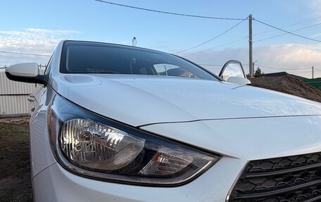 Hyundai Solaris II рестайлинг, 2018 год, 1 110 000 рублей, 3 фотография