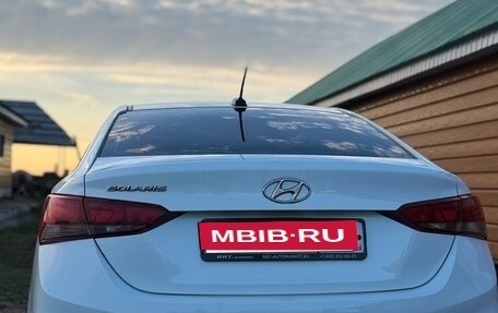 Hyundai Solaris II рестайлинг, 2018 год, 1 110 000 рублей, 9 фотография