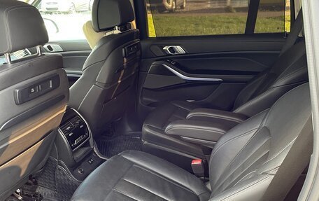 BMW X7, 2020 год, 7 000 000 рублей, 15 фотография