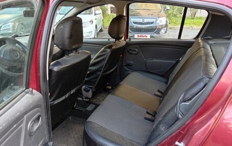 Renault Sandero I, 2014 год, 450 000 рублей, 6 фотография
