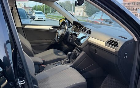 Volkswagen Tiguan II, 2017 год, 1 930 000 рублей, 11 фотография