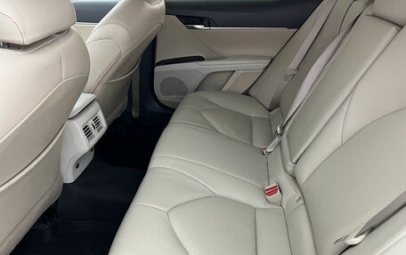 Toyota Camry, 2023 год, 3 400 000 рублей, 12 фотография