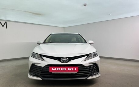 Toyota Camry, 2023 год, 3 400 000 рублей, 3 фотография