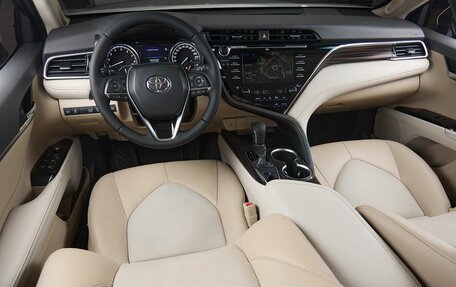 Toyota Camry, 2019 год, 2 399 000 рублей, 7 фотография