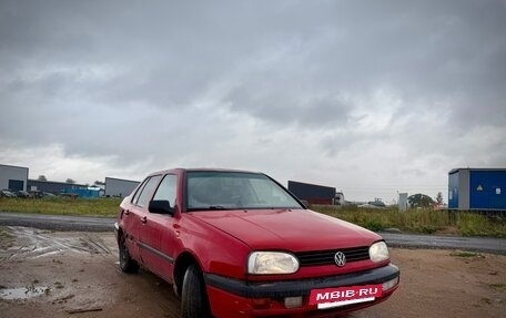 Volkswagen Vento, 1993 год, 115 000 рублей, 3 фотография