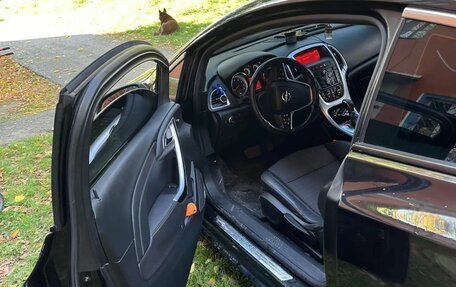 Opel Astra J, 2013 год, 650 000 рублей, 3 фотография