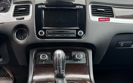 Volkswagen Touareg III, 2012 год, 1 100 000 рублей, 13 фотография