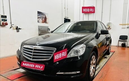 Mercedes-Benz E-Класс, 2011 год, 3 250 000 рублей, 4 фотография