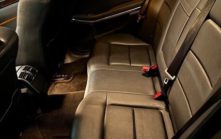Mercedes-Benz E-Класс, 2011 год, 3 250 000 рублей, 10 фотография