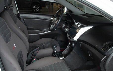 Hyundai Solaris II рестайлинг, 2014 год, 929 000 рублей, 12 фотография