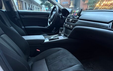 Honda Accord IX рестайлинг, 2020 год, 2 100 000 рублей, 11 фотография