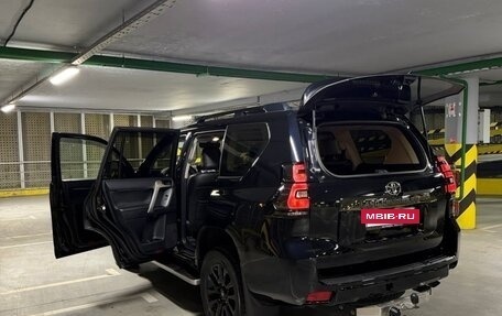 Toyota Land Cruiser Prado 150 рестайлинг 2, 2021 год, 6 950 000 рублей, 27 фотография