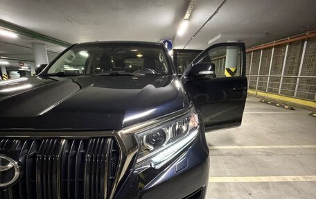 Toyota Land Cruiser Prado 150 рестайлинг 2, 2021 год, 6 950 000 рублей, 31 фотография