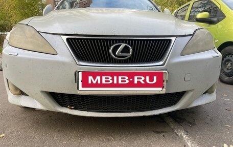 Lexus IS II рестайлинг 2, 2006 год, 810 000 рублей, 2 фотография