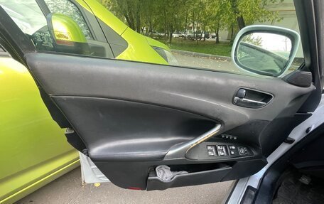 Lexus IS II рестайлинг 2, 2006 год, 810 000 рублей, 37 фотография