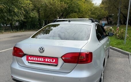 Volkswagen Jetta VI, 2013 год, 850 000 рублей, 3 фотография