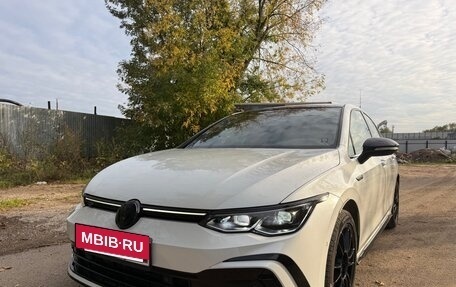 Volkswagen Golf VIII, 2021 год, 2 600 000 рублей, 3 фотография