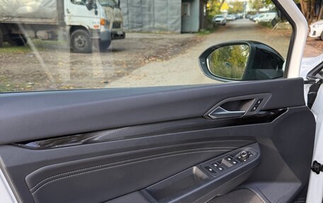 Volkswagen Golf VIII, 2021 год, 2 600 000 рублей, 20 фотография