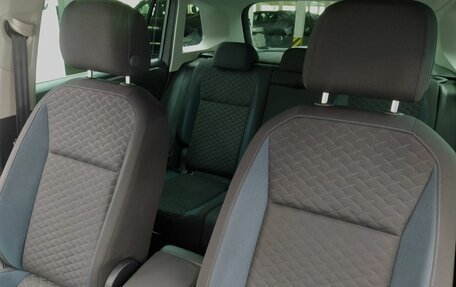 Volkswagen Tiguan II, 2019 год, 2 537 000 рублей, 25 фотография