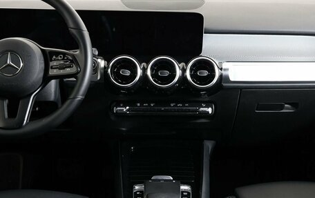 Mercedes-Benz GLB, 2020 год, 3 820 000 рублей, 15 фотография