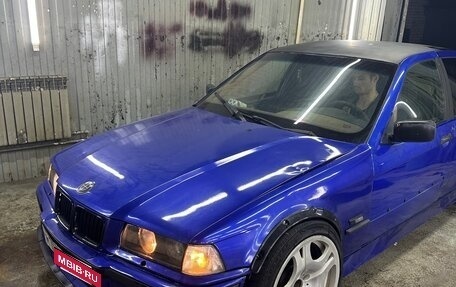 BMW 3 серия, 1993 год, 240 000 рублей, 11 фотография