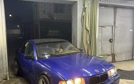 BMW 3 серия, 1993 год, 240 000 рублей, 7 фотография