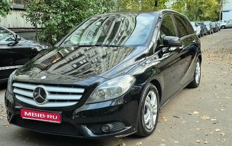 Mercedes-Benz B-Класс, 2012 год, 840 000 рублей, 1 фотография