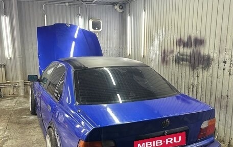 BMW 3 серия, 1993 год, 240 000 рублей, 16 фотография
