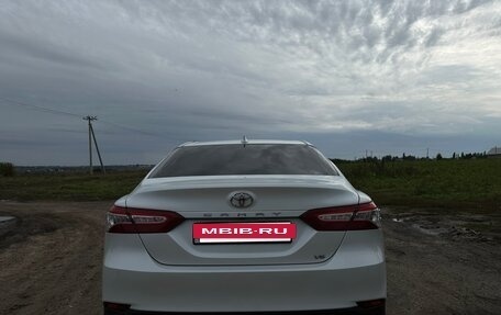 Toyota Camry, 2019 год, 3 400 000 рублей, 6 фотография