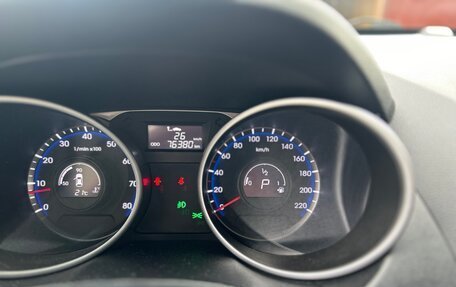 Hyundai ix35 I рестайлинг, 2014 год, 1 500 000 рублей, 5 фотография