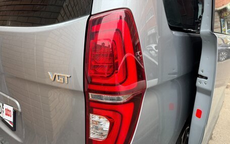 Hyundai Grand Starex Grand Starex I рестайлинг 2, 2019 год, 4 300 000 рублей, 11 фотография