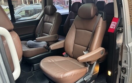 Hyundai Grand Starex Grand Starex I рестайлинг 2, 2019 год, 4 300 000 рублей, 27 фотография